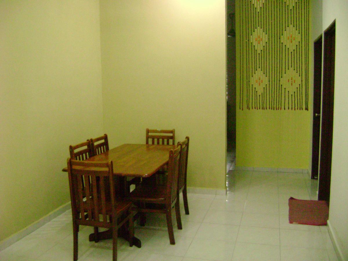 Homestay Amsyarah Seri Iskandar Dış mekan fotoğraf